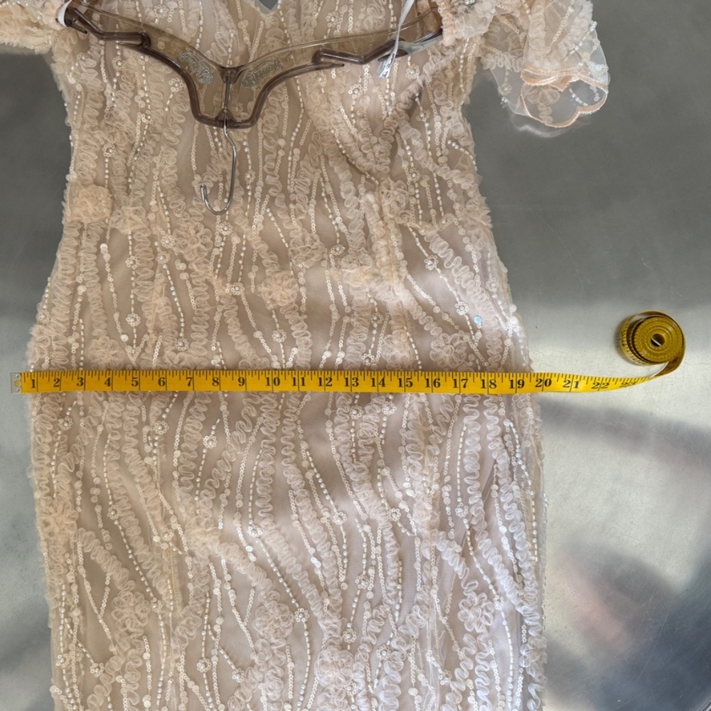 $686 Jade Couture Alanna Embroidery Lace fit and flare gown NWOT - Picture 10 of 10